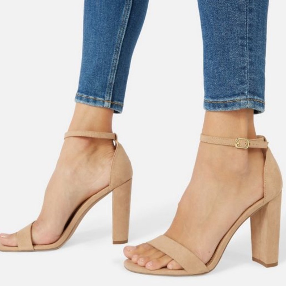 Block heeled sandal